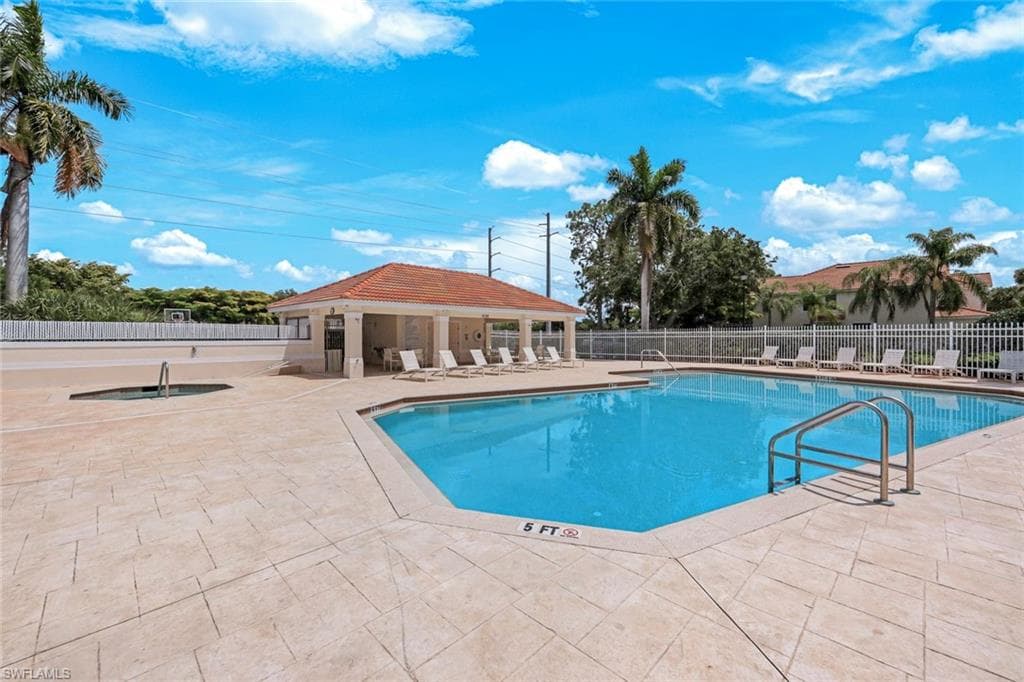 1088 Oxford LN 48-26