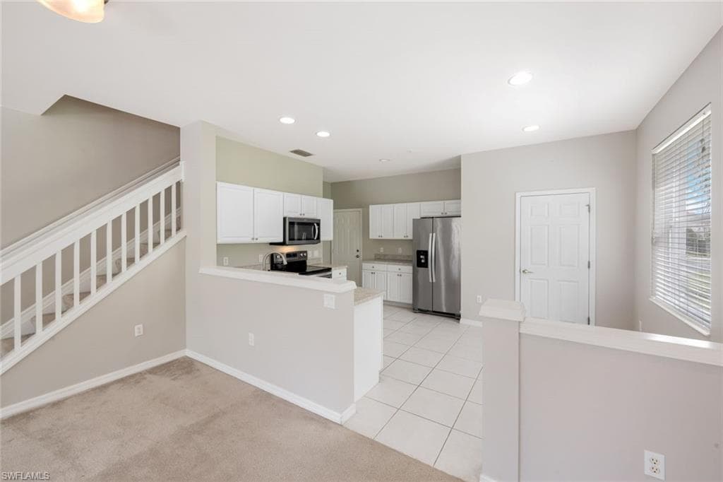 1088 Oxford LN 48-5