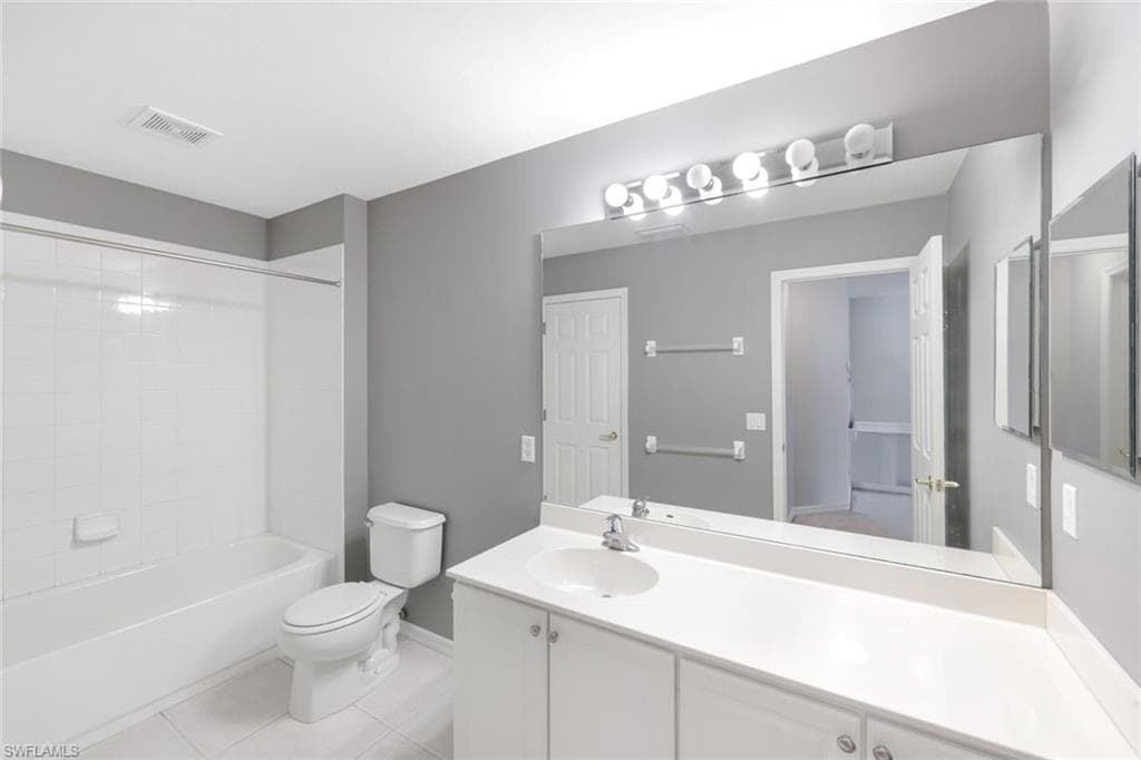 1088 Oxford LN 48-13