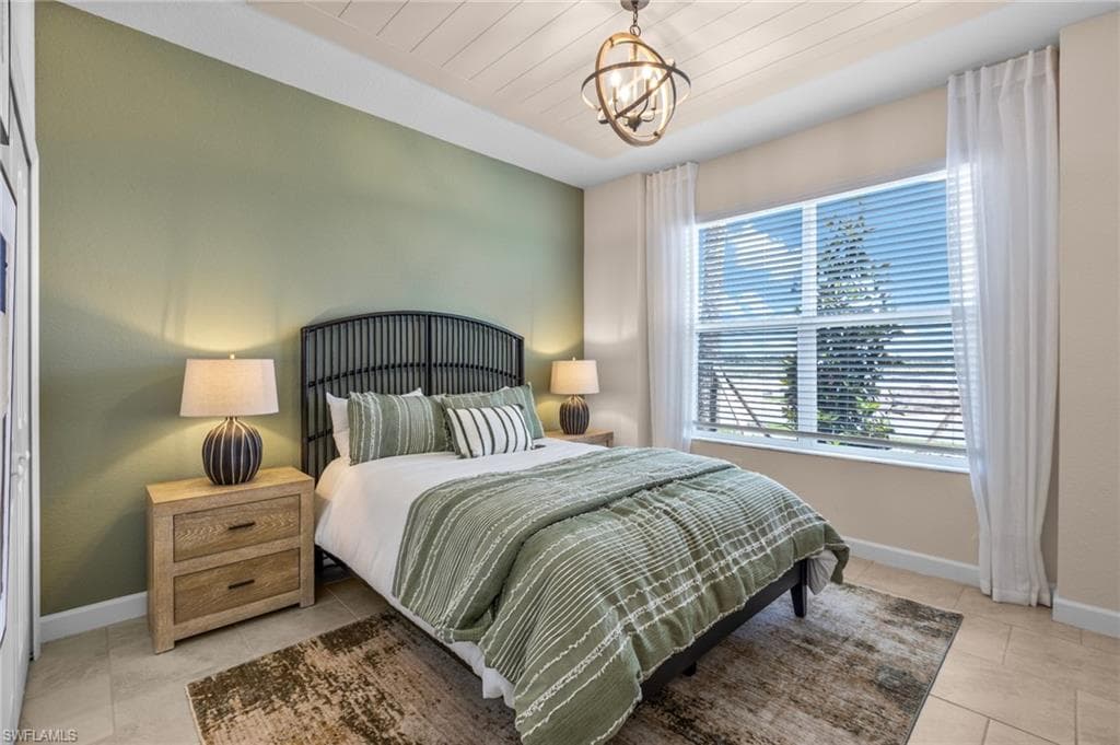 17473 Saddleback LOOP-21
