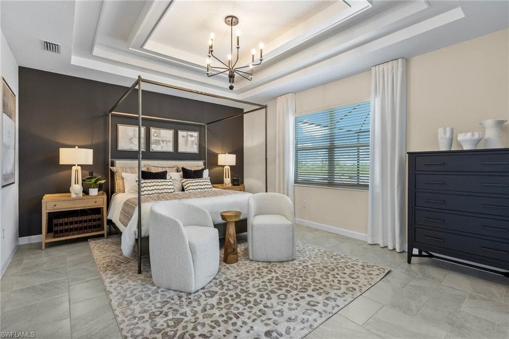 17473 Saddleback LOOP-17