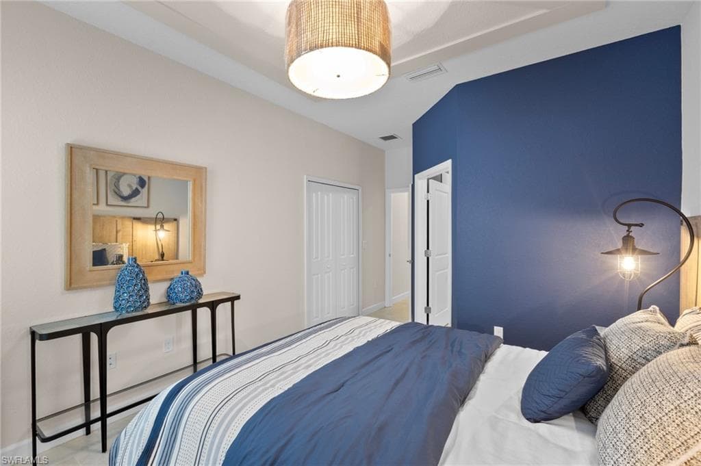 17473 Saddleback LOOP-20