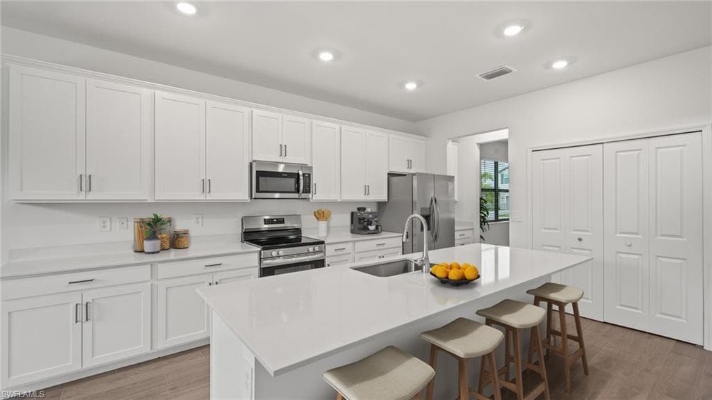 17461 Saddleback LOOP-3