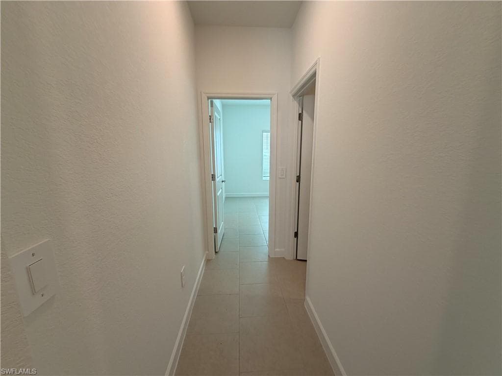 3917 Passion Vine DR-11