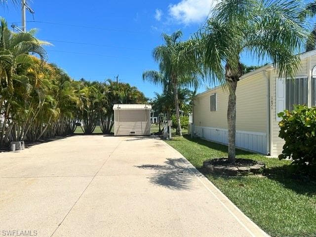 1675 Diamond Lake CIR-4