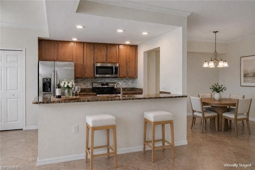 13710 Julias WAY 915-11