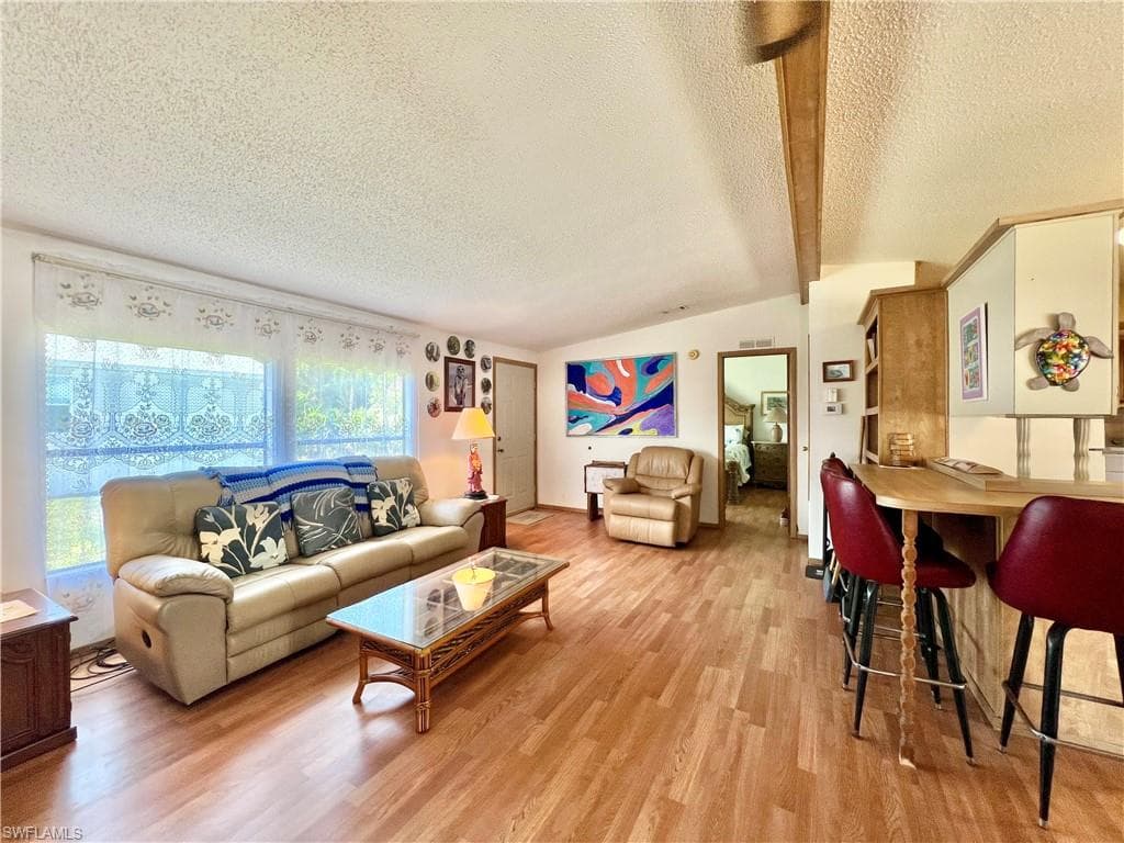 573 Cape Florida LN-4