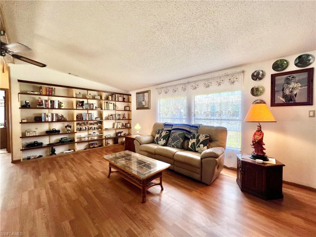 573 Cape Florida LN-3