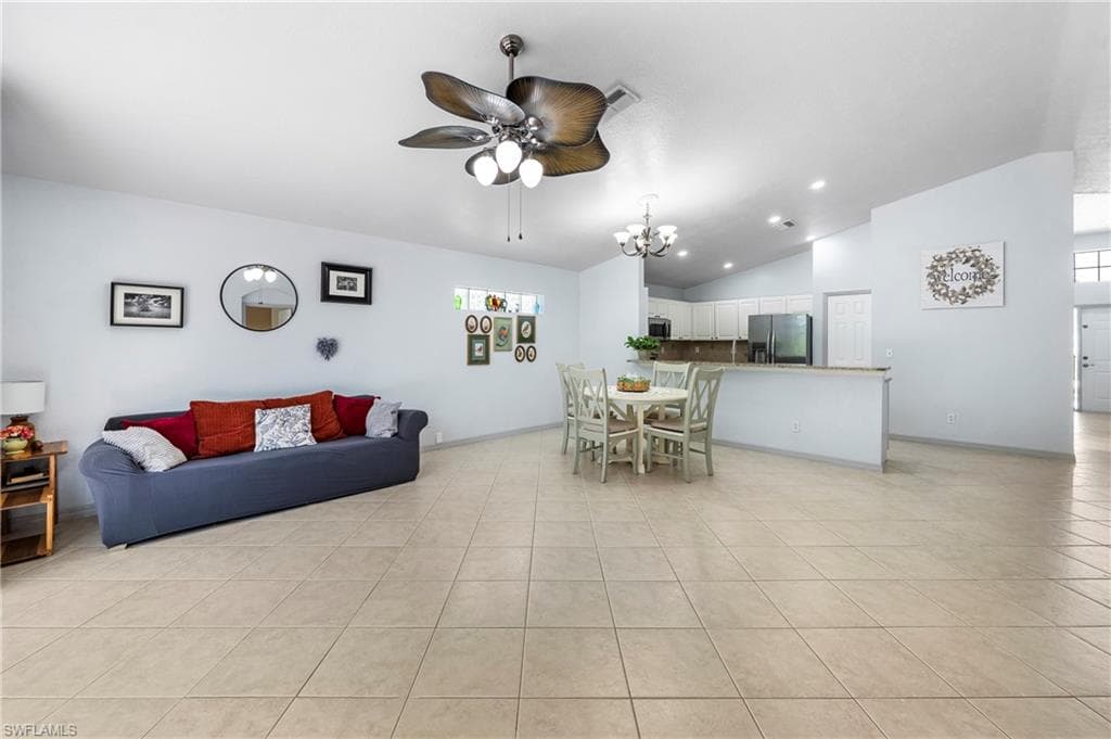 713 Crossfield CIR-8