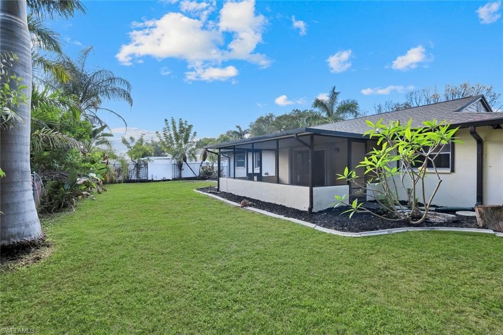 6302 Hofstra CT W-25
