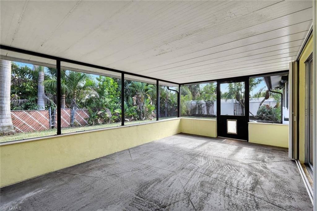 6302 Hofstra CT W-23
