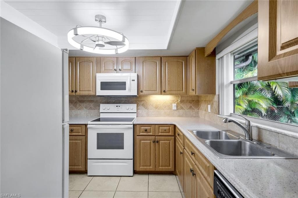 6302 Hofstra CT W-9