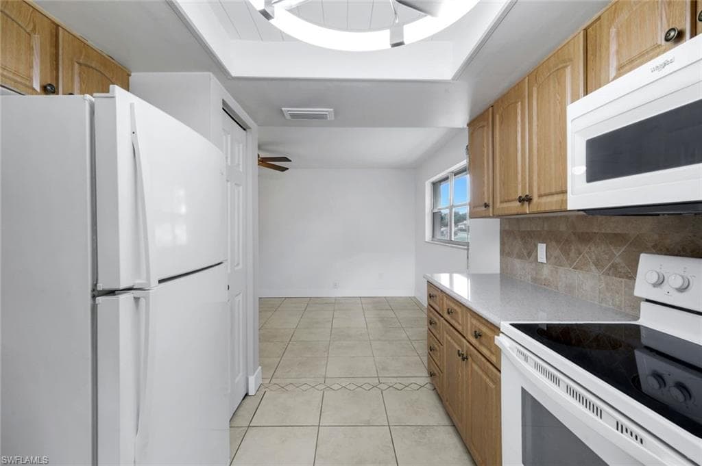 6302 Hofstra CT W-10