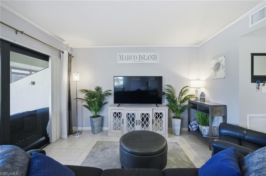 1504 Mainsail DR 6-3