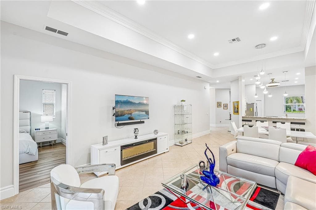 7859 Sanctuary CIR 2-9