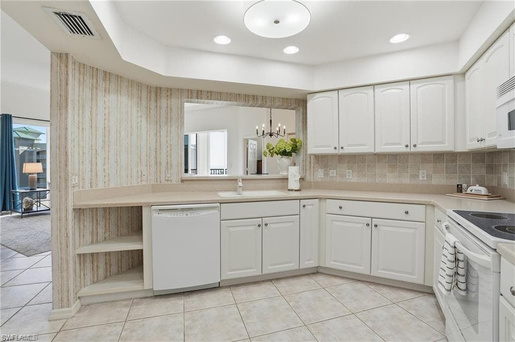 4183 BAY BEACH LN 3P1-18