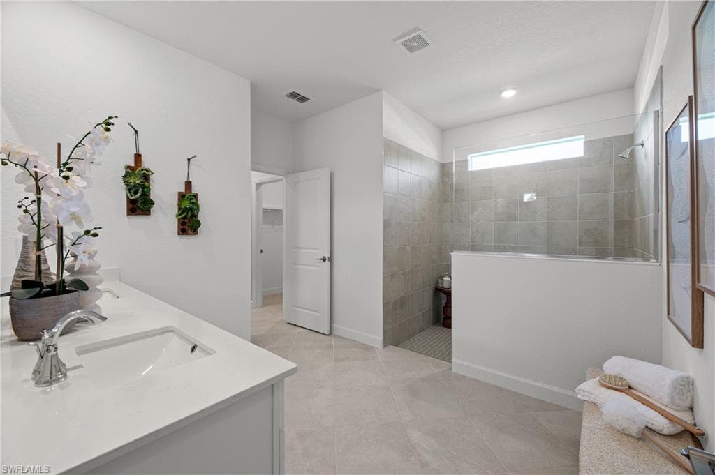 20357 Copperhead DR-25