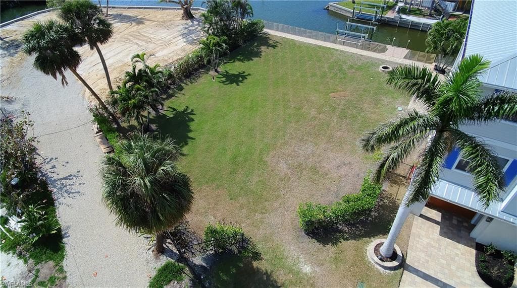 24587 Redfish ST-11