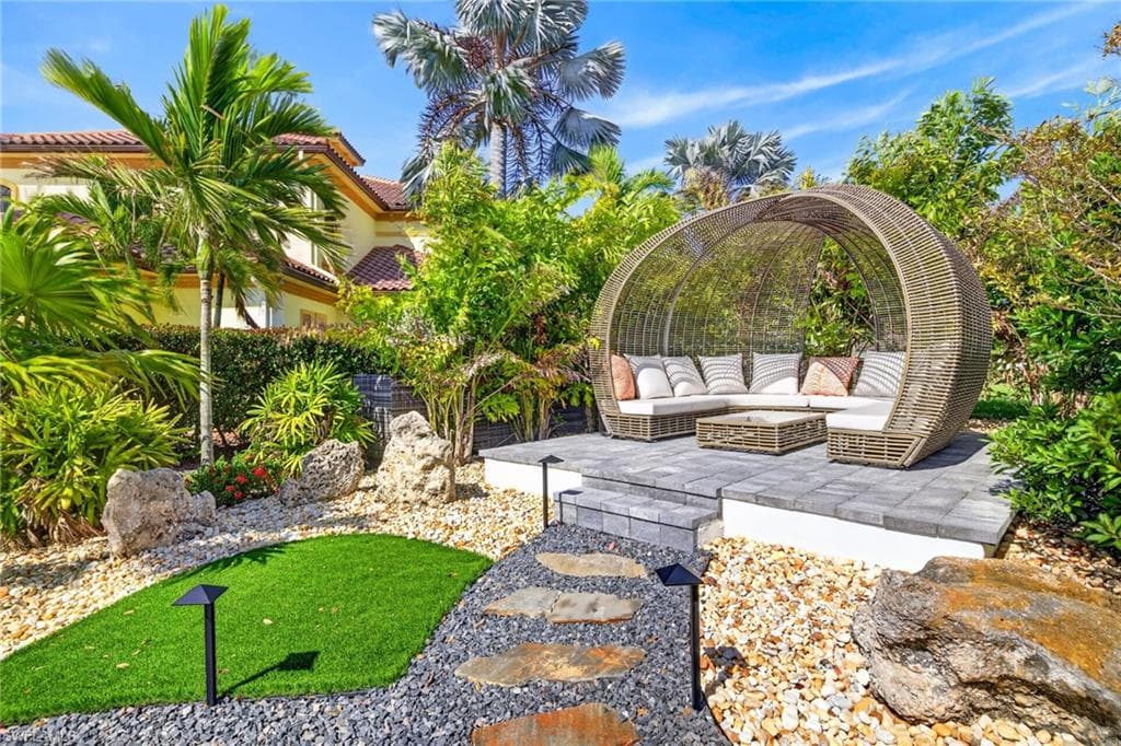 872 W Cape Estates CIR-21