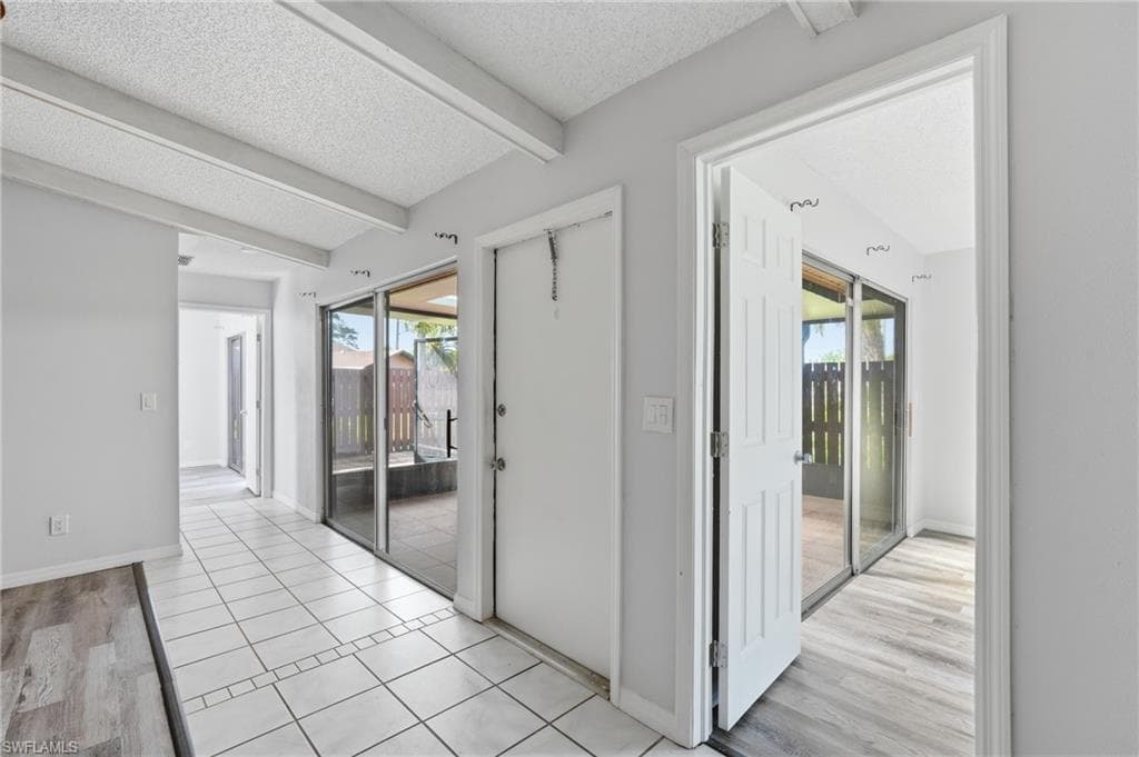 5563 Foxlake DR-2