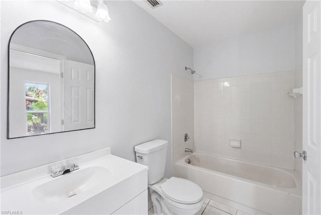 5563 Foxlake DR-17