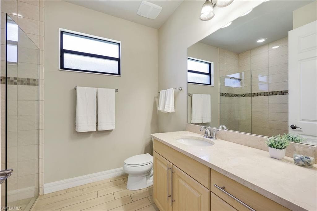 1243 Briarwood CT-12