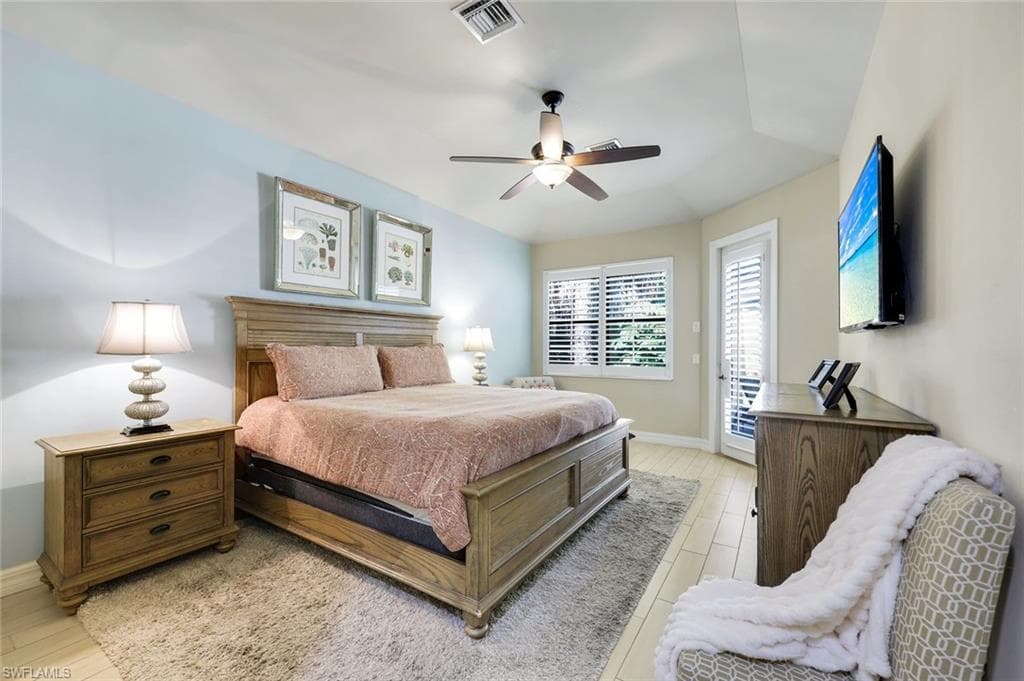 1243 Briarwood CT-8