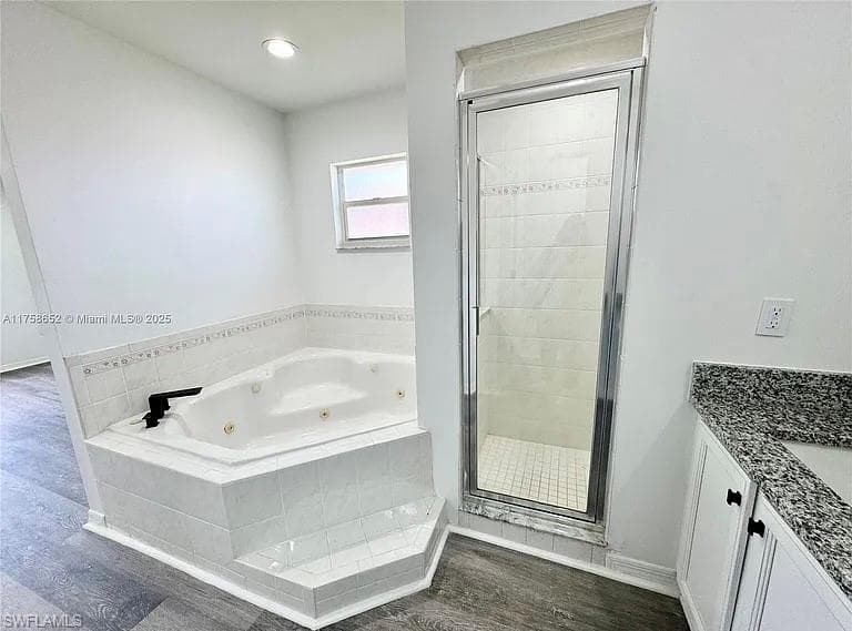 1390 Patricia ST-21