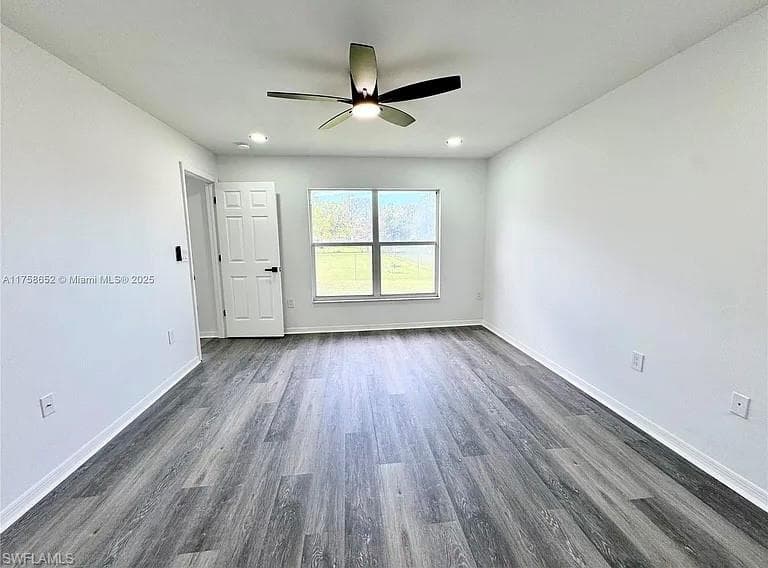 1390 Patricia ST-24