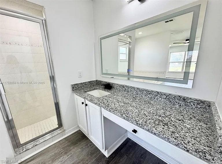 1390 Patricia ST-20