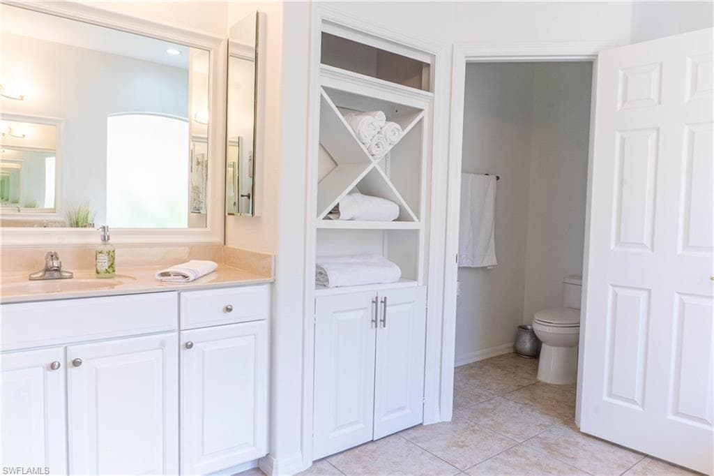 14059 Mirror CT-18