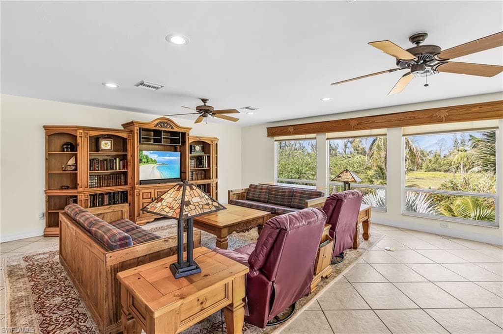14221 Clubhouse DR-6