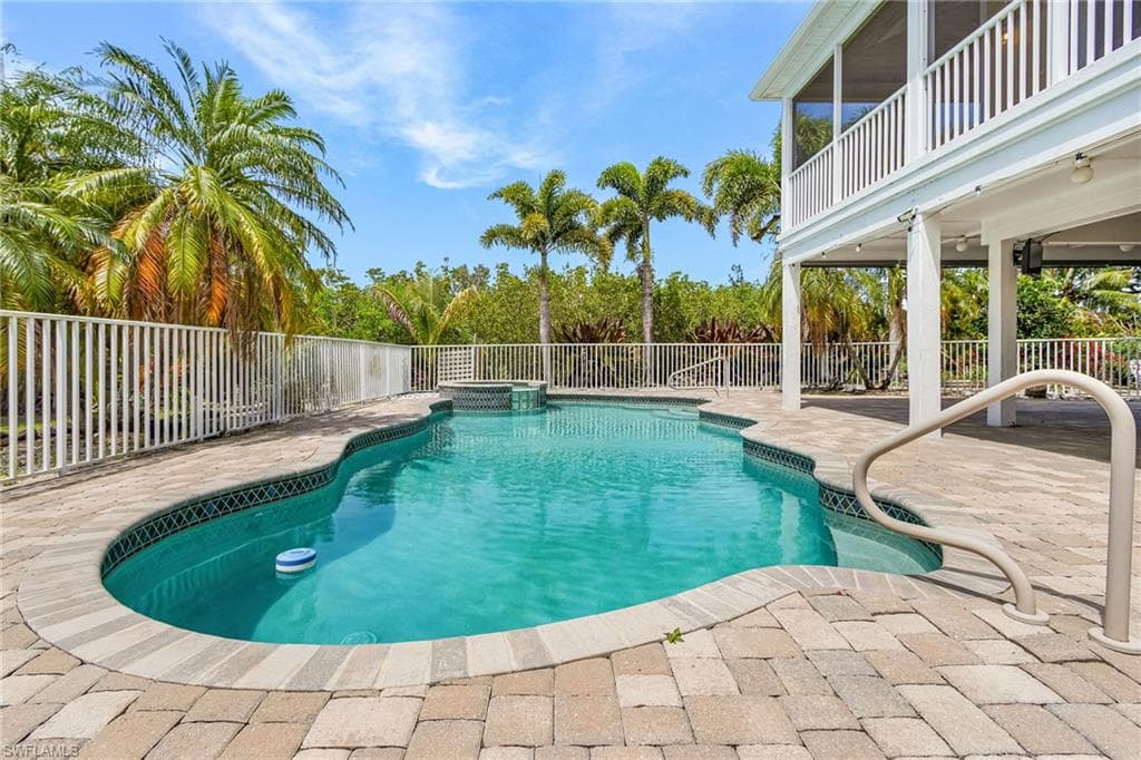 14221 Clubhouse DR-28