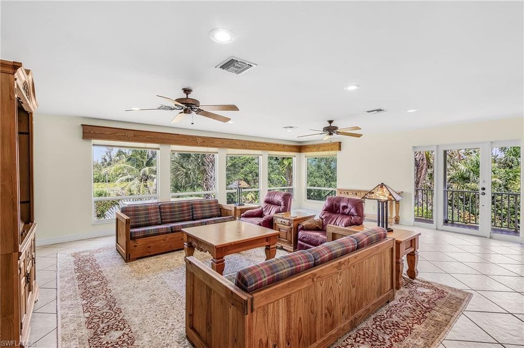 14221 Clubhouse DR-7