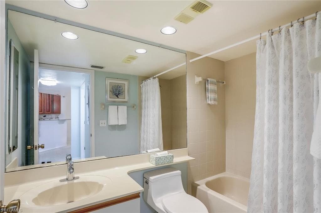 340 Horse Creek DR 305-18