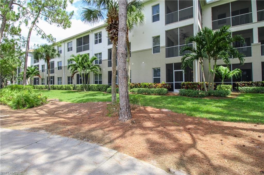 8217 Parkstone PL 102-45