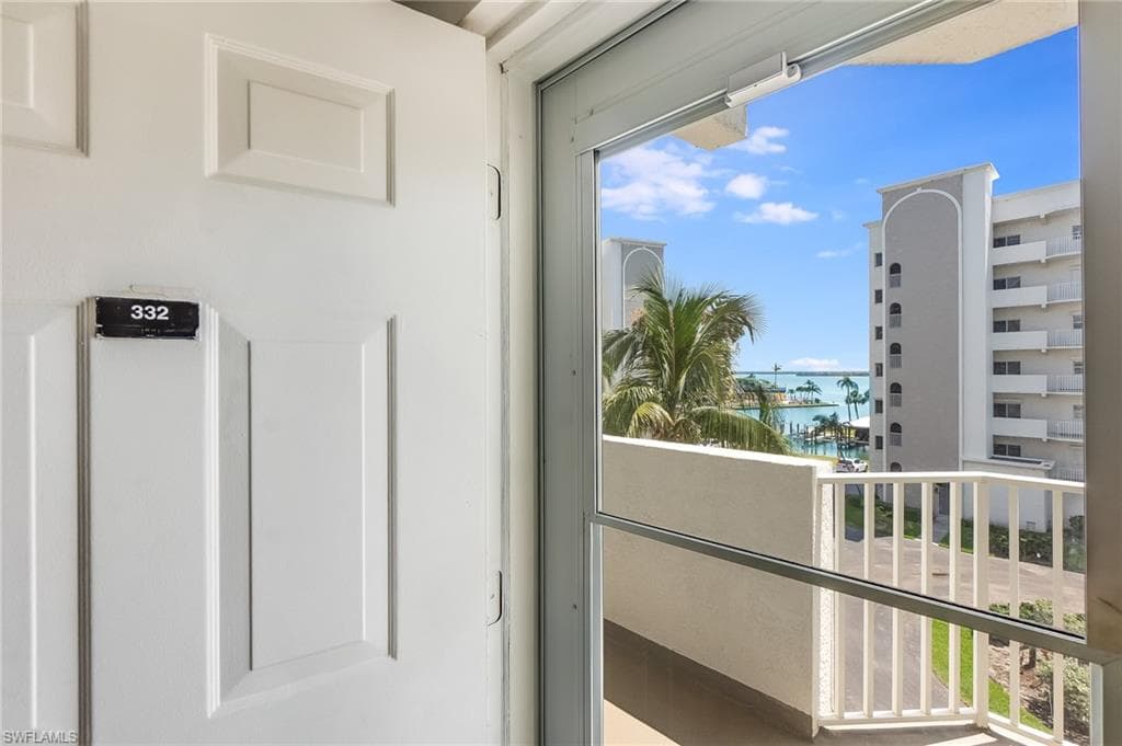 4351 Bay Beach LN 332-22