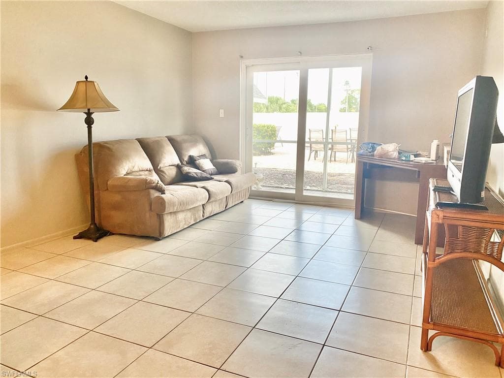 1849 Maravilla AVE A8-6