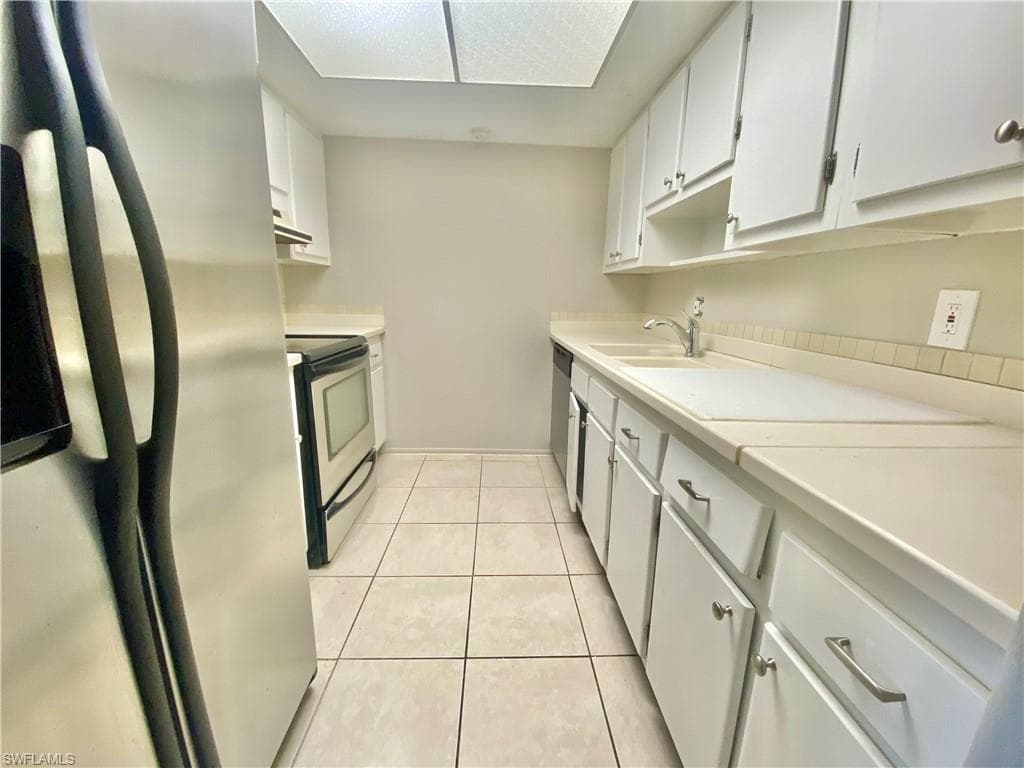 1849 Maravilla AVE A8-3
