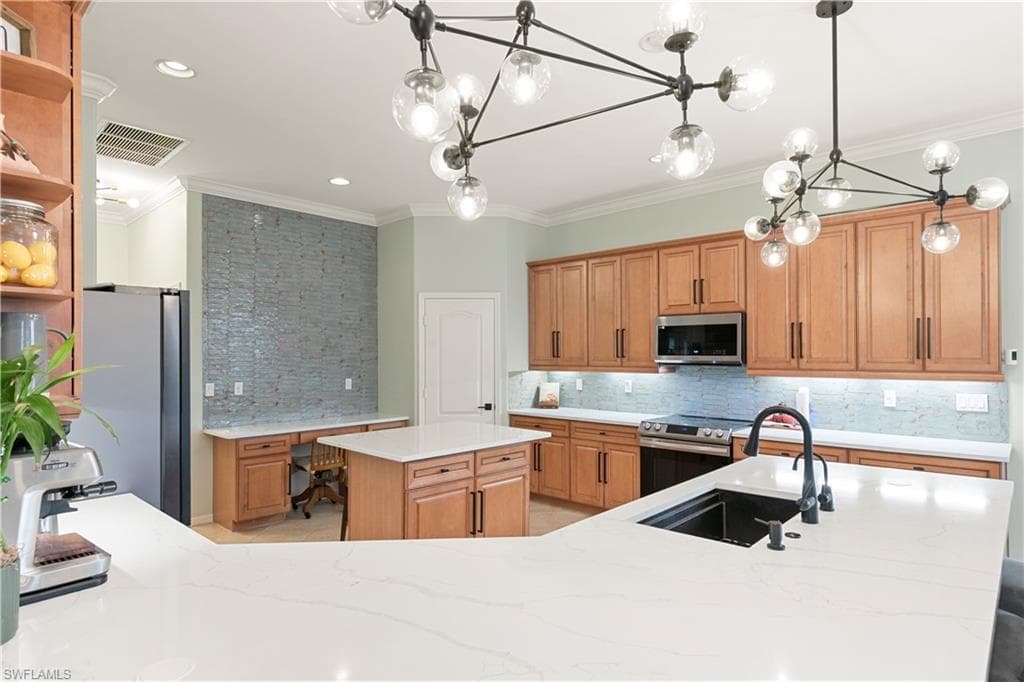 8503 Laurel Lakes CV-11