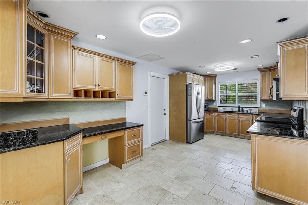 27061 Homewood DR-20
