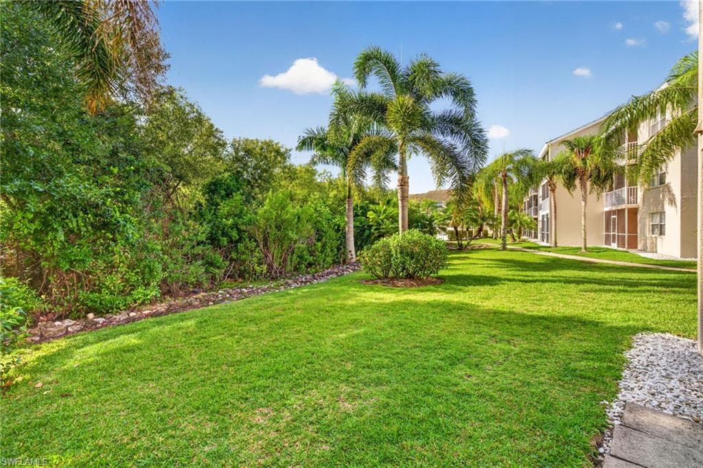 28851 Bermuda Lago CT 104-12