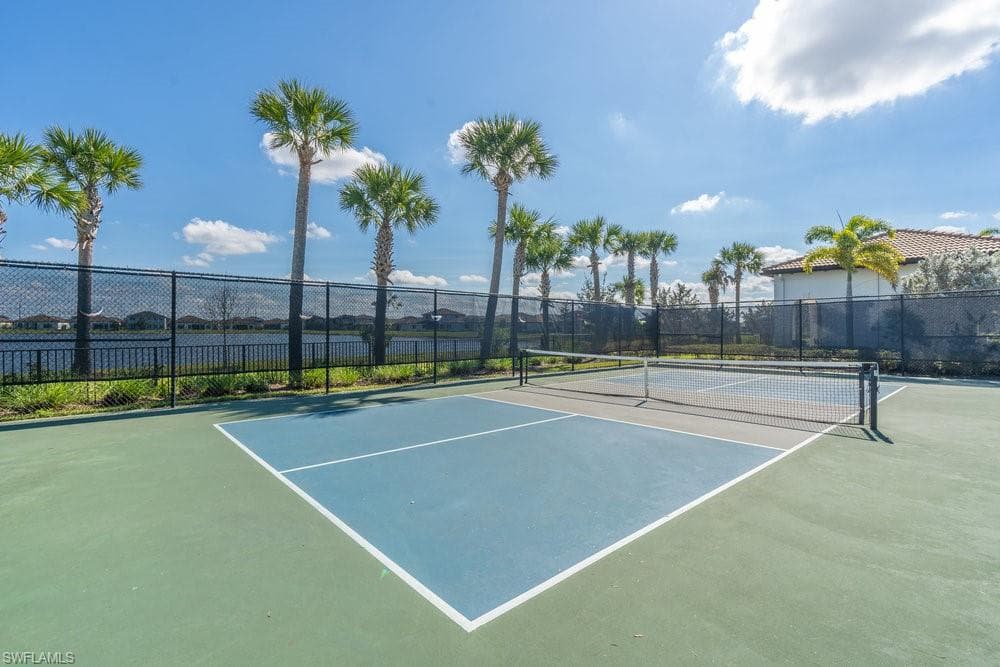 5467 Ferris AVE-26