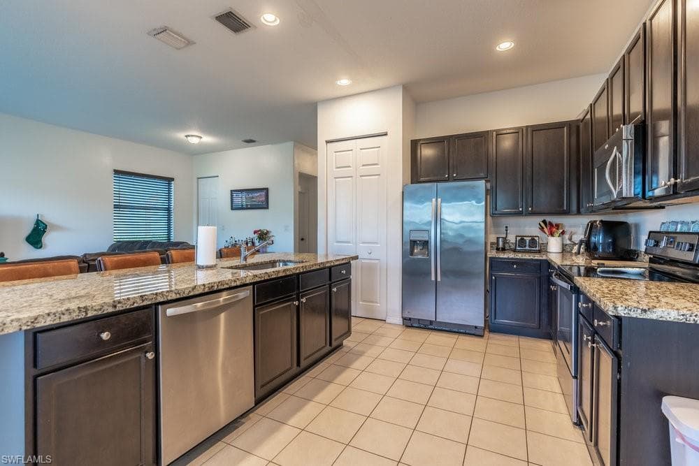 5467 Ferris AVE-5