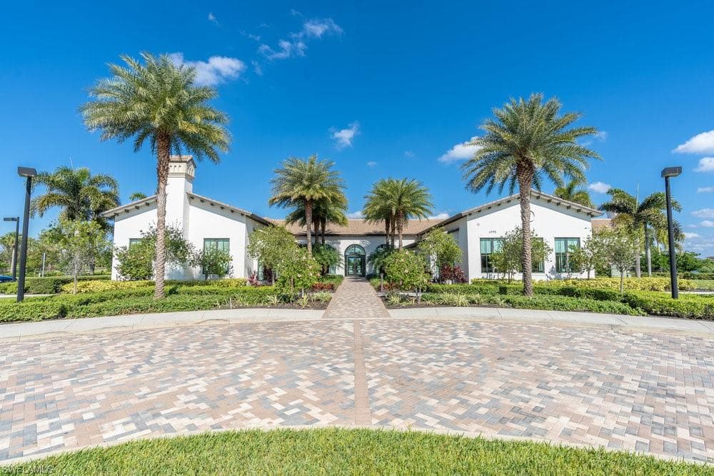 5467 Ferris AVE-21