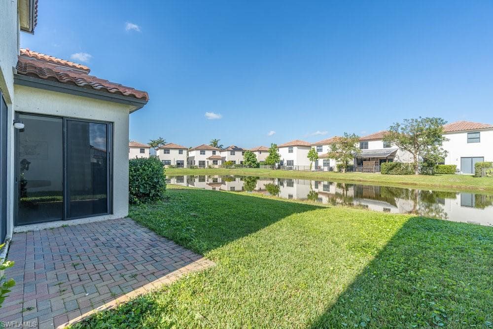 5467 Ferris AVE-19