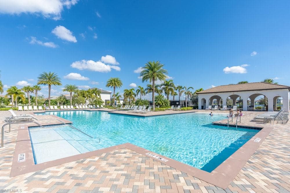5467 Ferris AVE-23