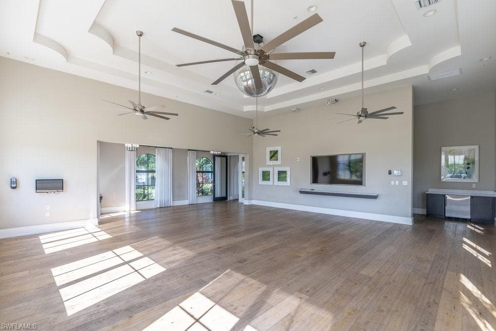 5467 Ferris AVE-29