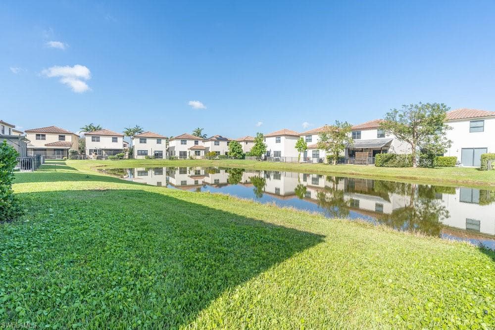 5467 Ferris AVE-18