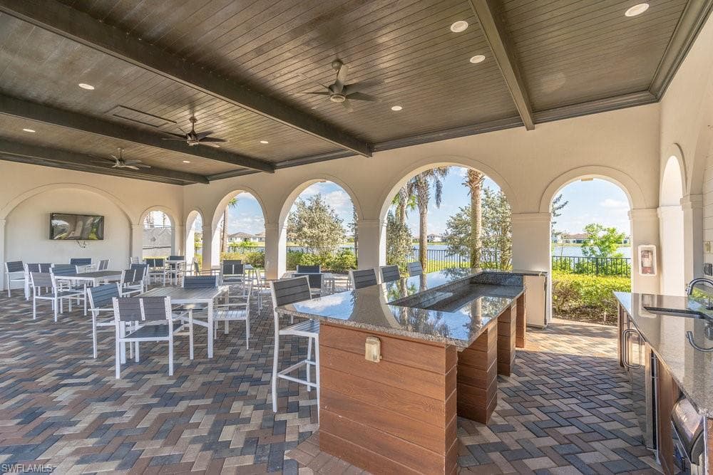 5467 Ferris AVE-24